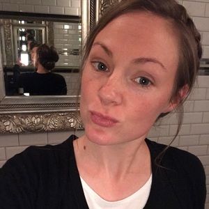 Meet your Posher, Danica